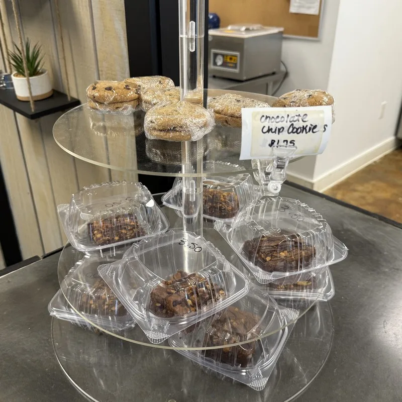 Fresh-baked chocolate chip cookies and brownies at the Delishh counter